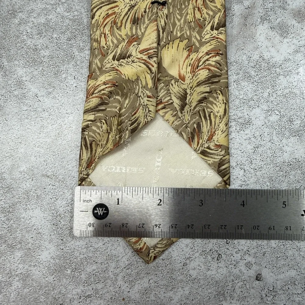 Serica silk tie